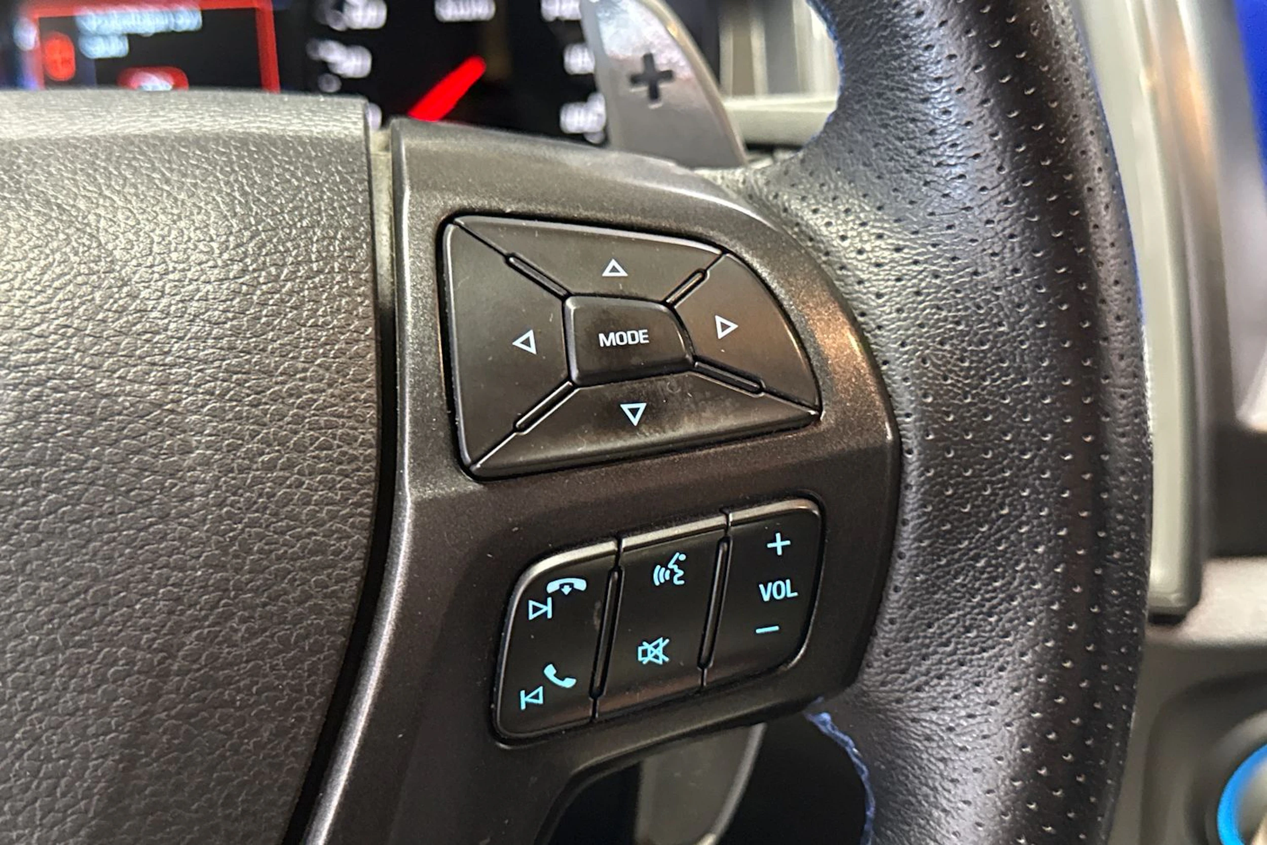 musta Ford Ranger 2021 kuva 17.
