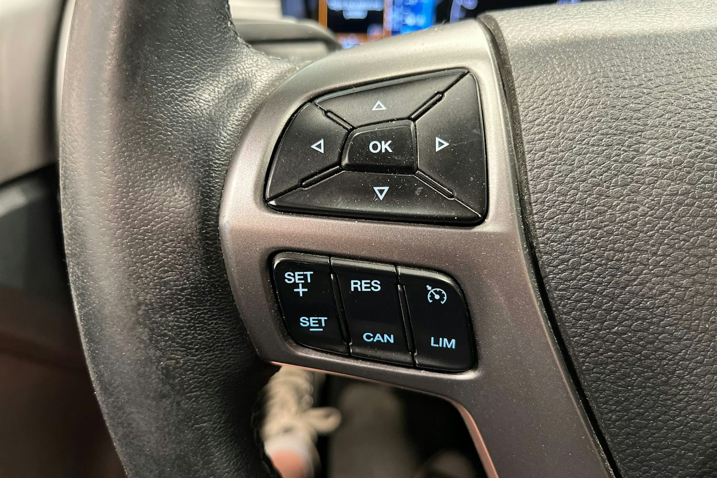 musta Ford Ranger 2021 kuva 16.