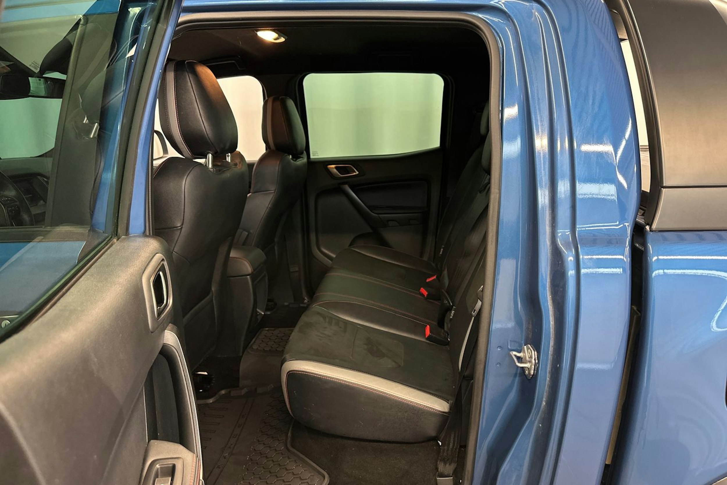 met. sininen Ford Ranger 2022 kuva 13.