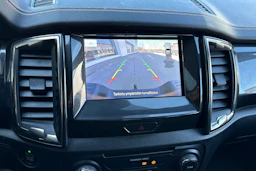 oranssi Ford Ranger 2022 kuva 19.