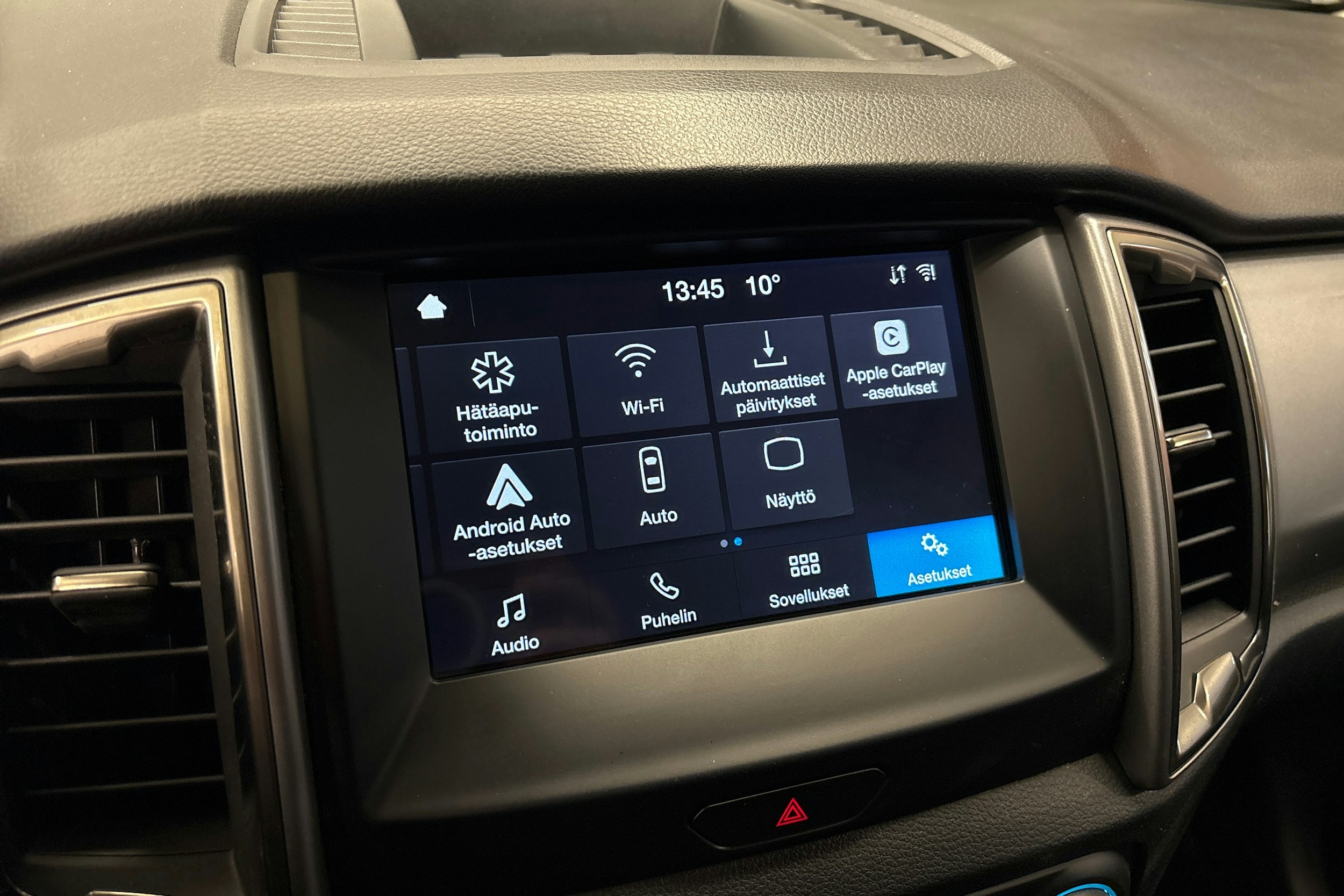 musta Ford Ranger 2022 kuva 24.