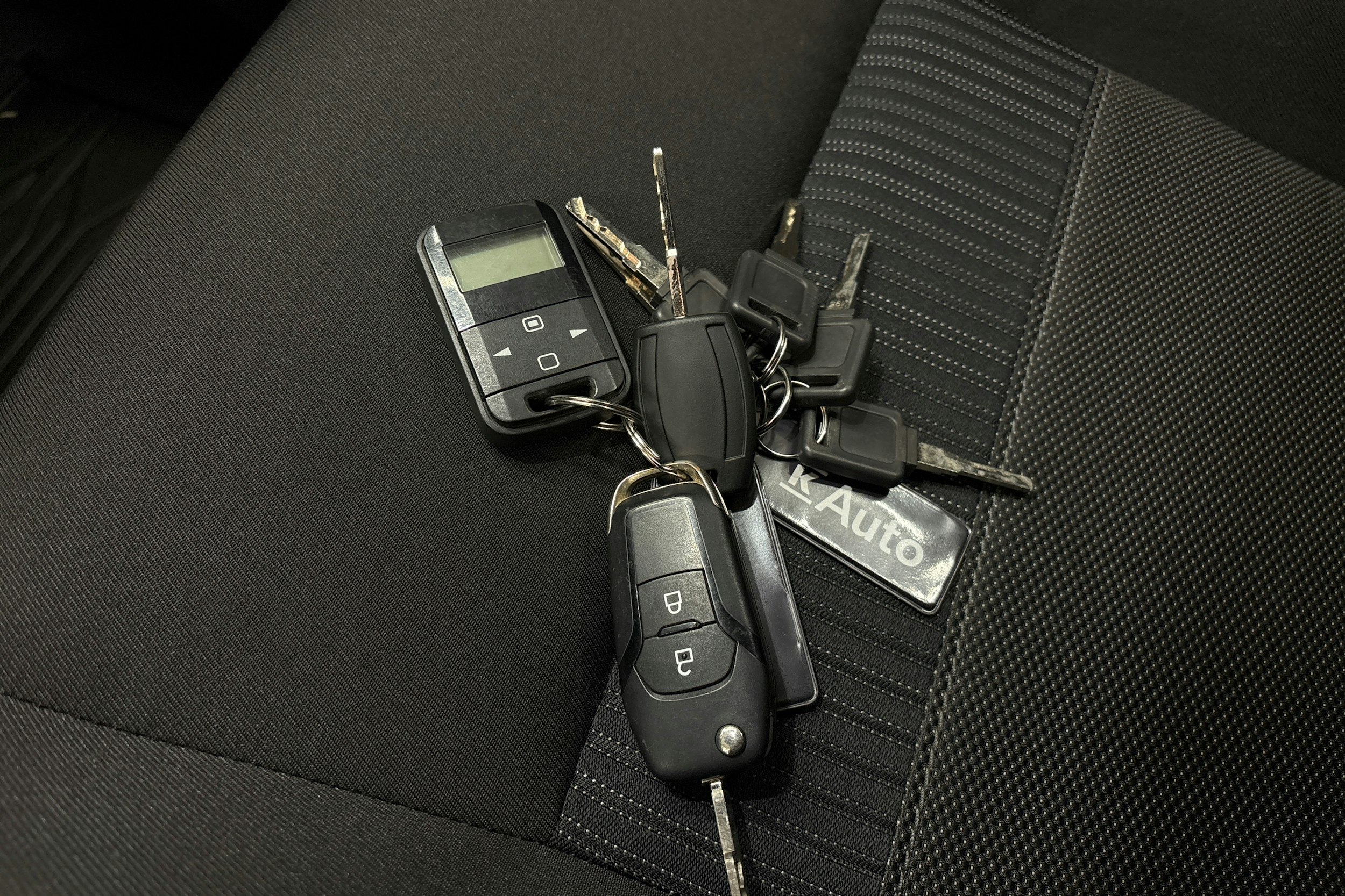 musta Ford Ranger 2022 kuva 26.