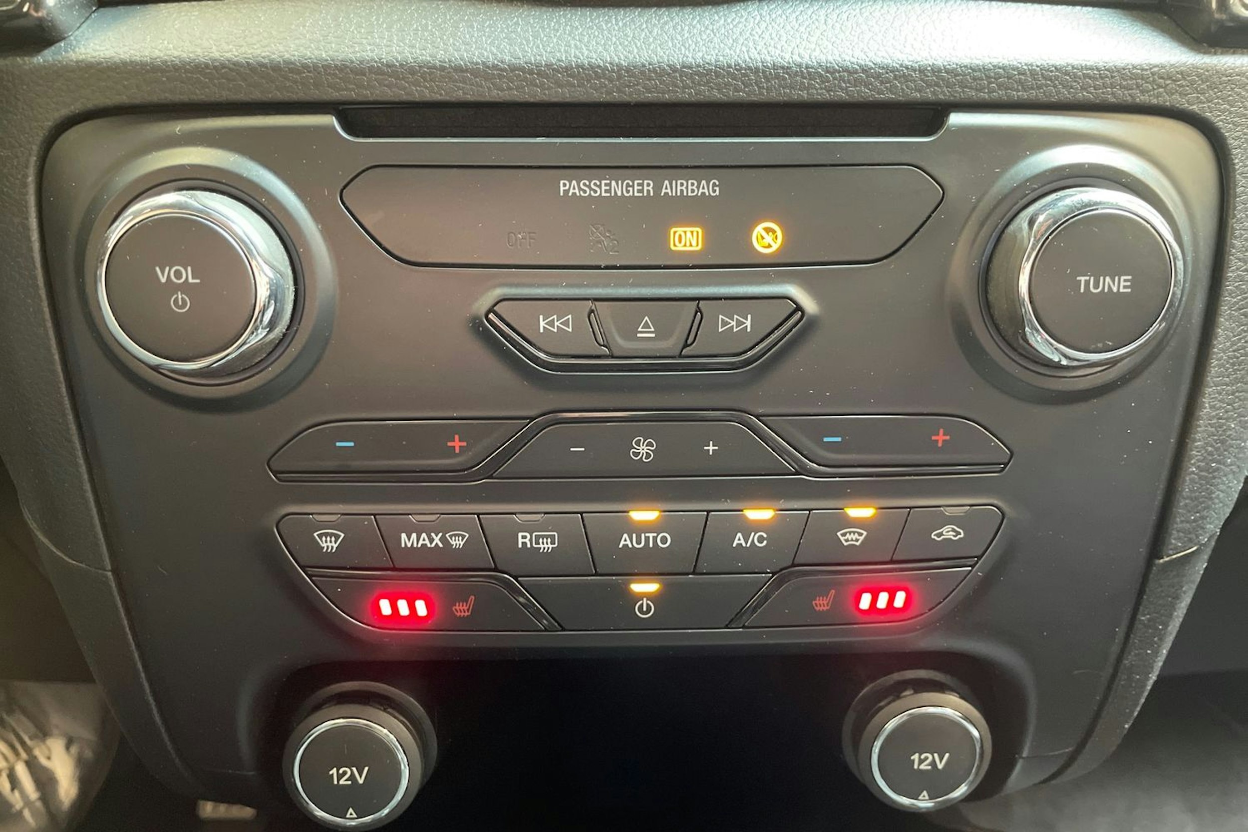 harmaa Ford Ranger 2022 kuva 19.