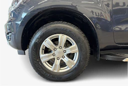 harmaa Ford Ranger 2022 kuva 9.