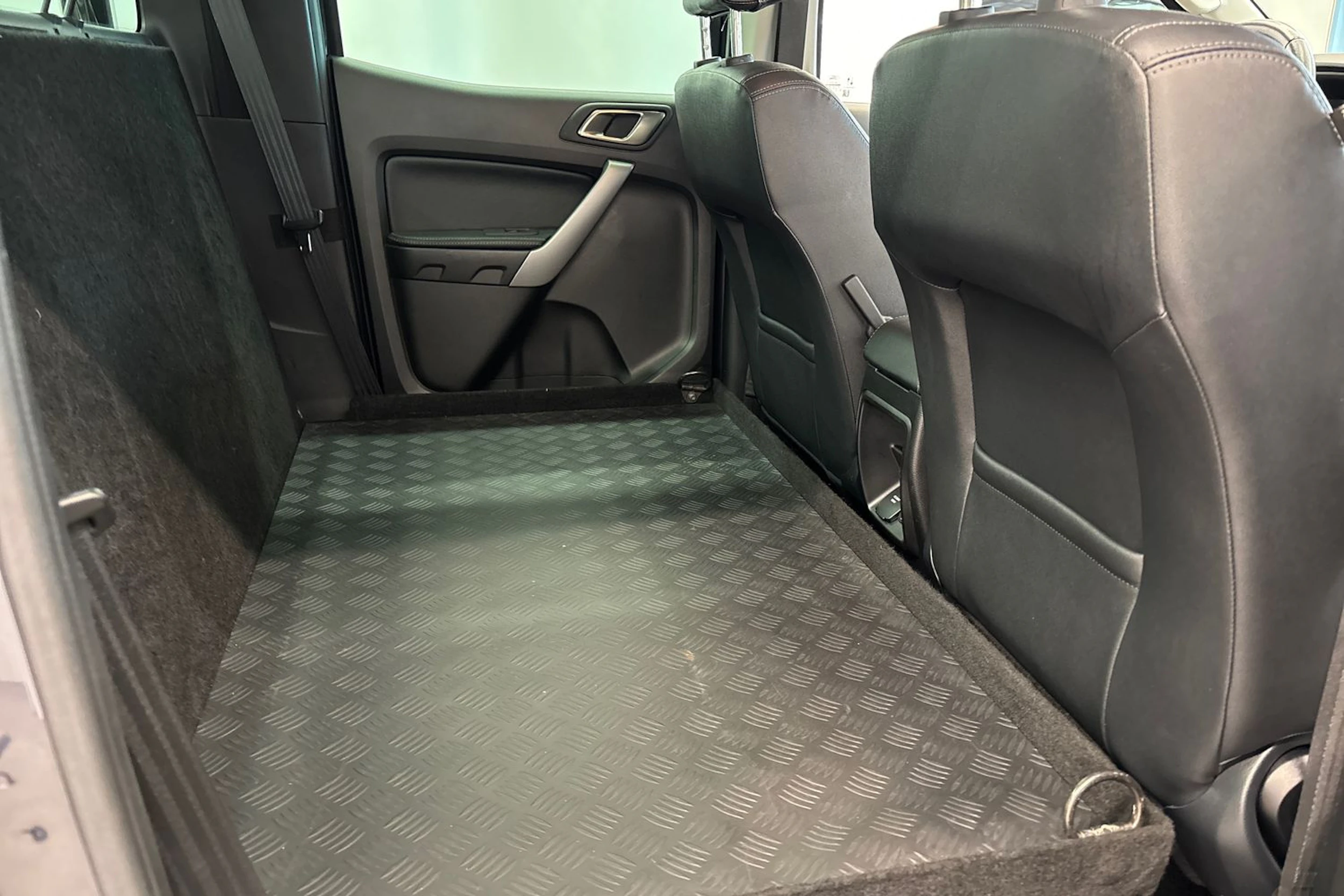 harmaa Ford Ranger 2022 kuva 22.