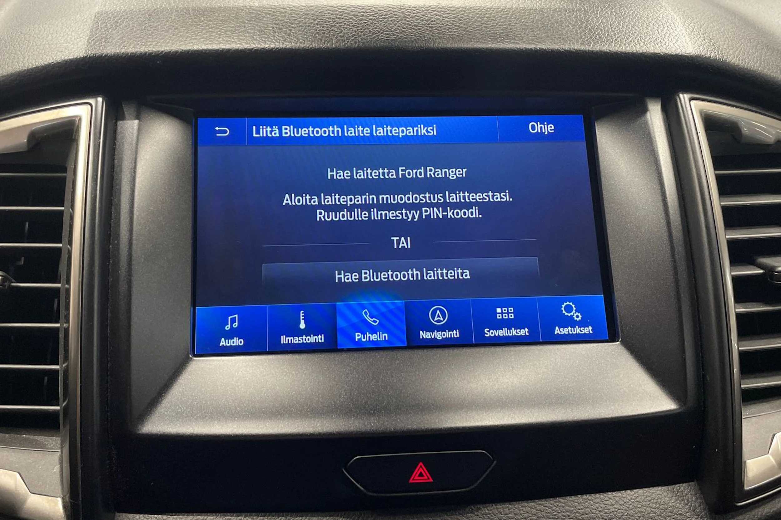 harmaa Ford Ranger 2022 kuva 17.