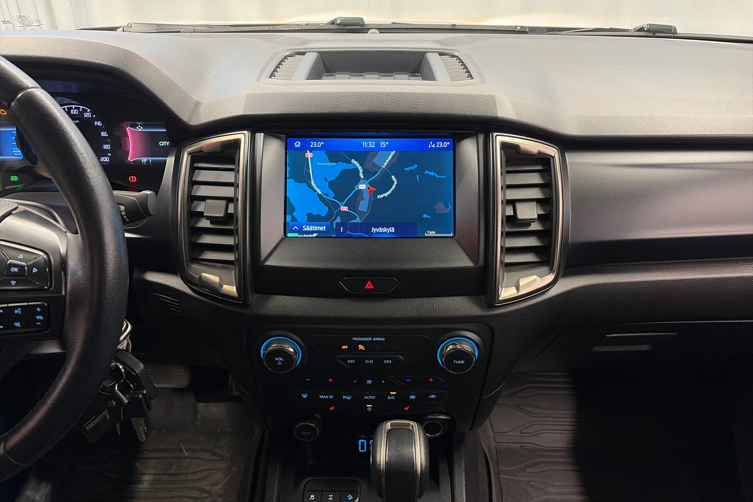 harmaa Ford Ranger 2022 kuva 8.