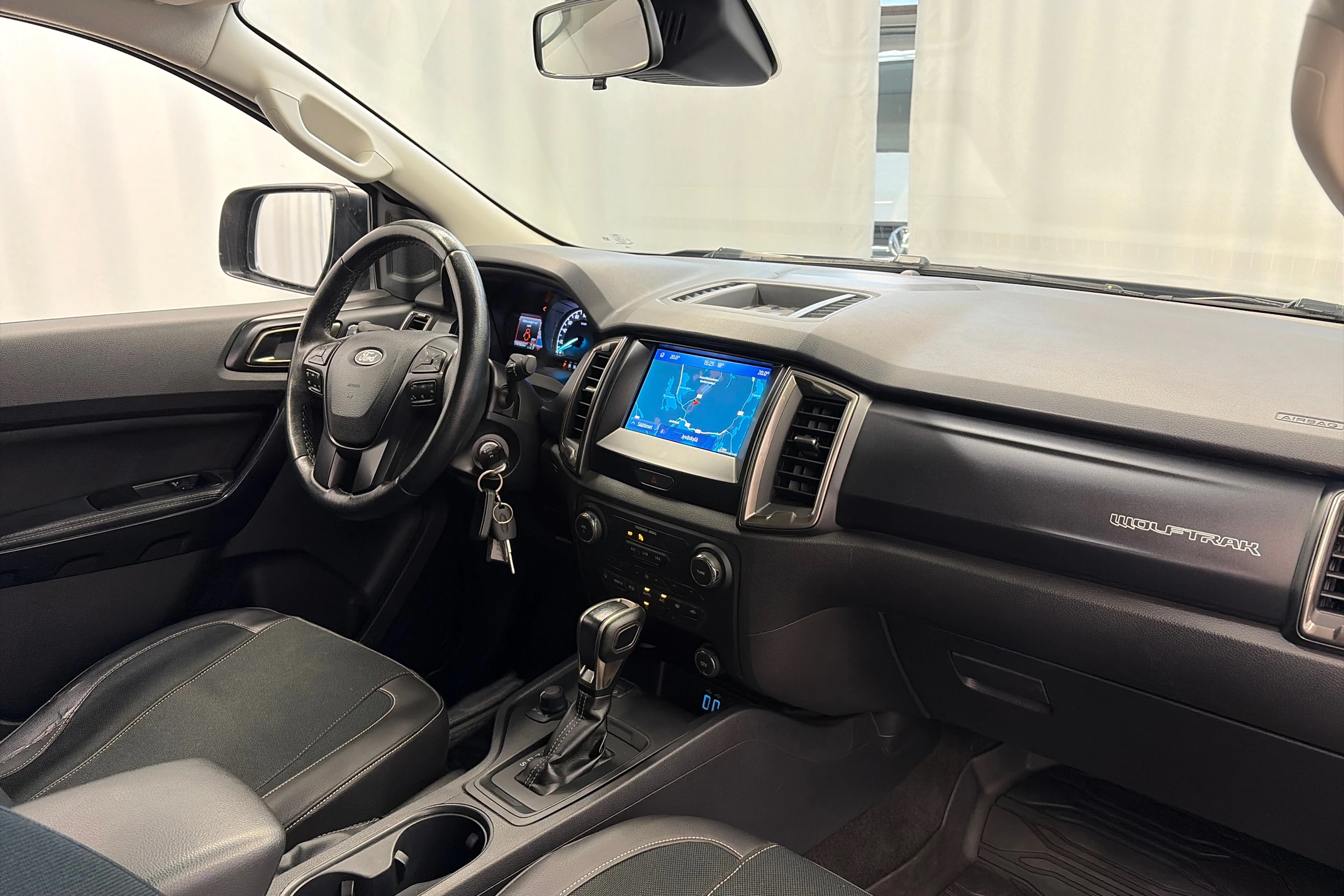 harmaa Ford Ranger 2022 kuva 12.