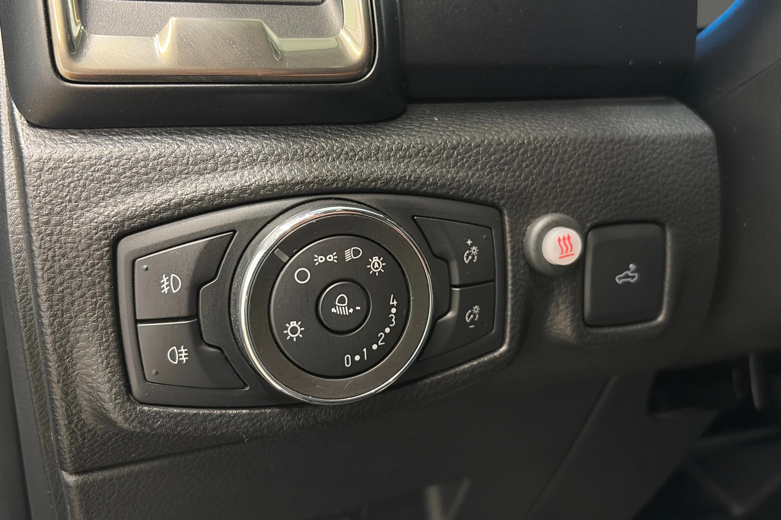 harmaa Ford Ranger 2022 kuva 19.