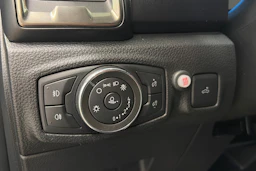 harmaa Ford Ranger 2022 kuva 19.