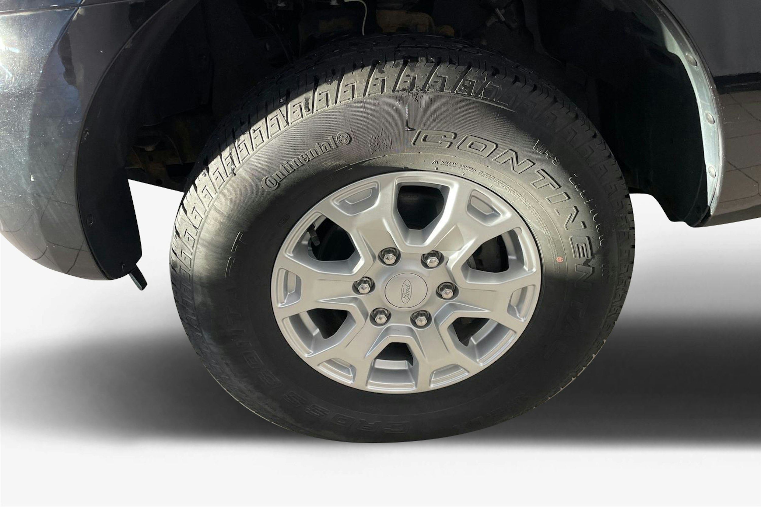 Musta Ford RANGER 2022 kuva 12.