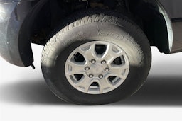 Musta Ford RANGER 2022 kuva 12.