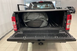 Musta Ford RANGER 2022 kuva 21.