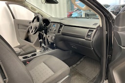 Musta Ford RANGER 2022 kuva 24.