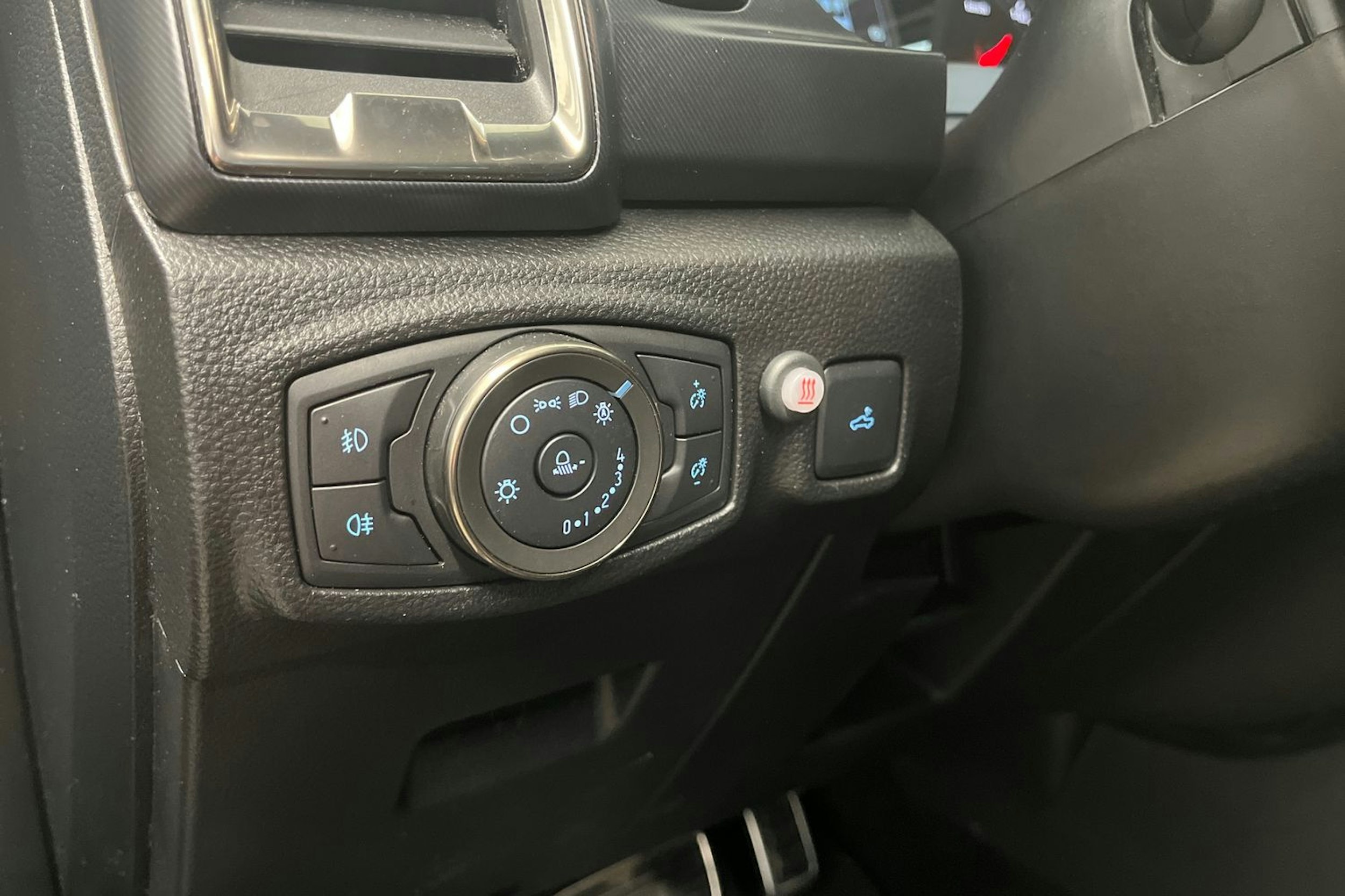 harmaa Ford Ranger 2022 kuva 13.