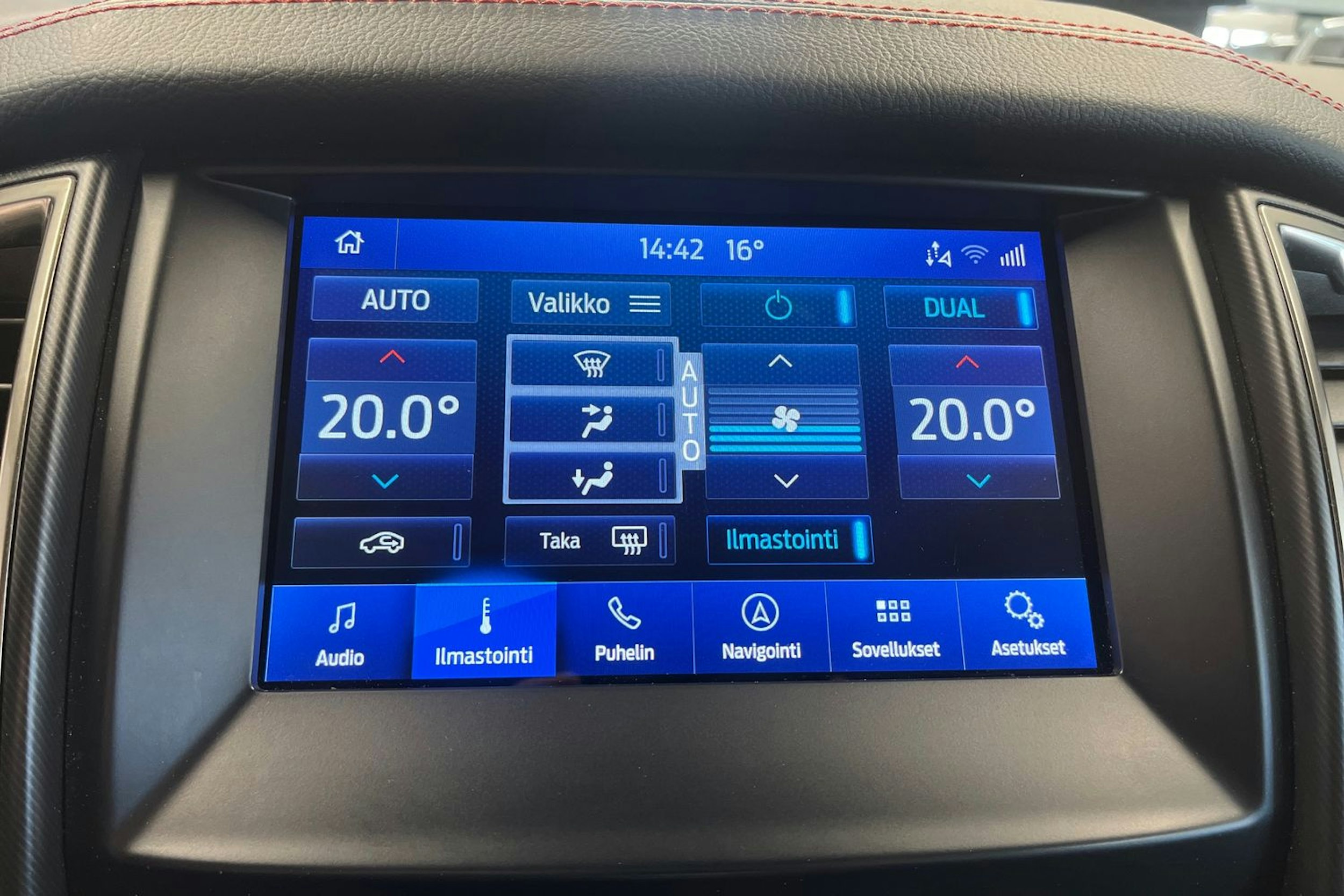 harmaa Ford Ranger 2022 kuva 20.