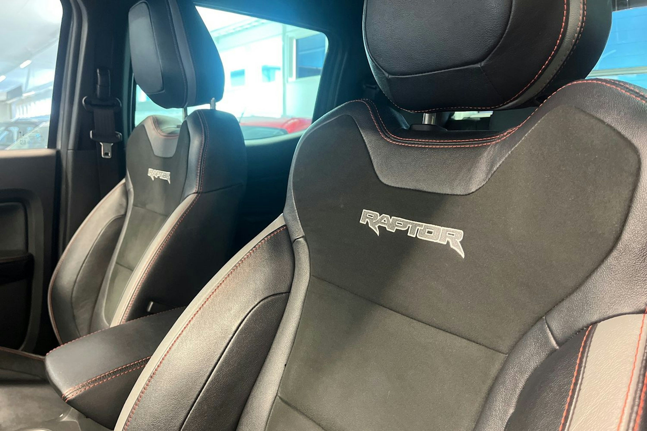 harmaa Ford Ranger 2022 kuva 23.
