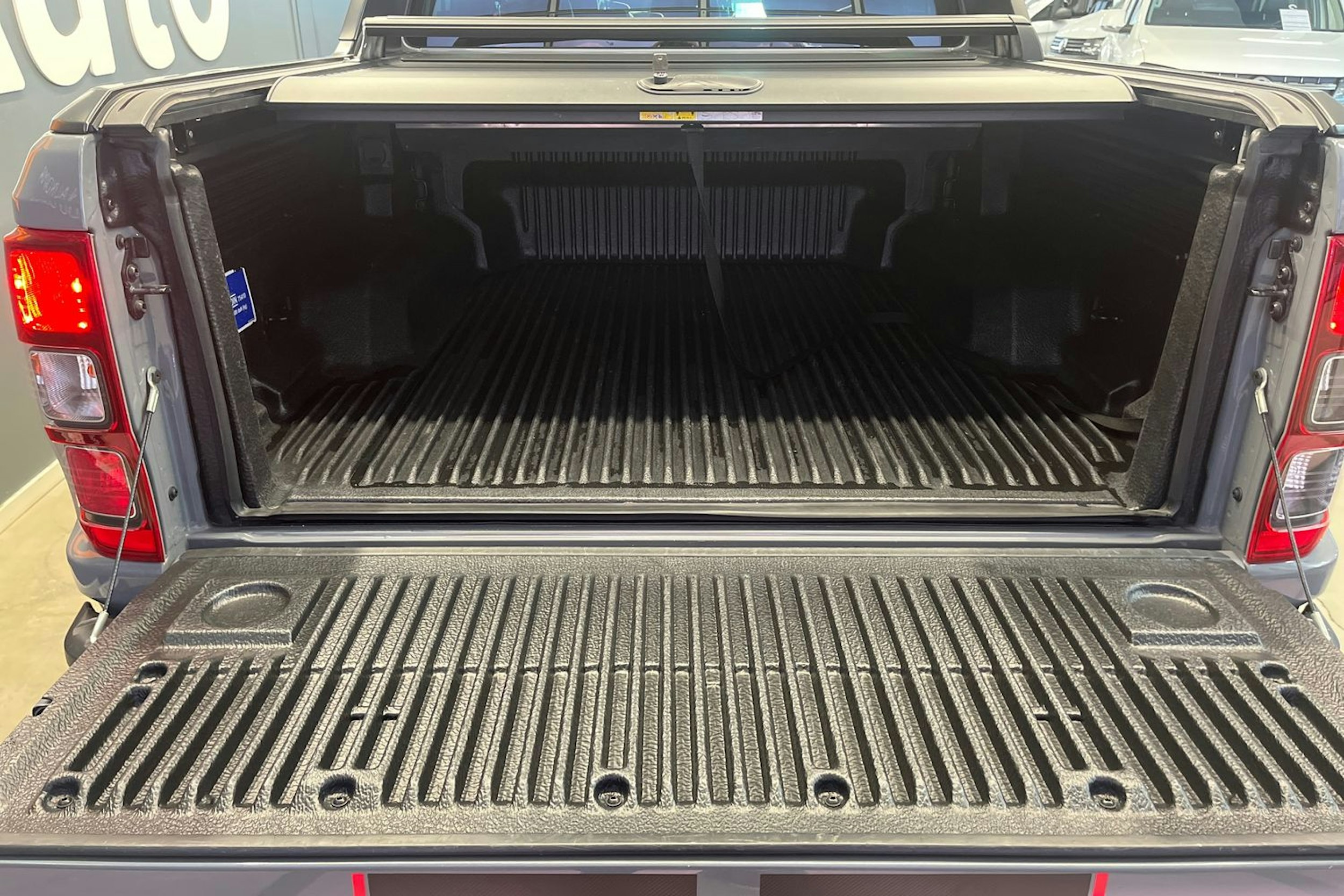harmaa Ford Ranger 2022 kuva 26.