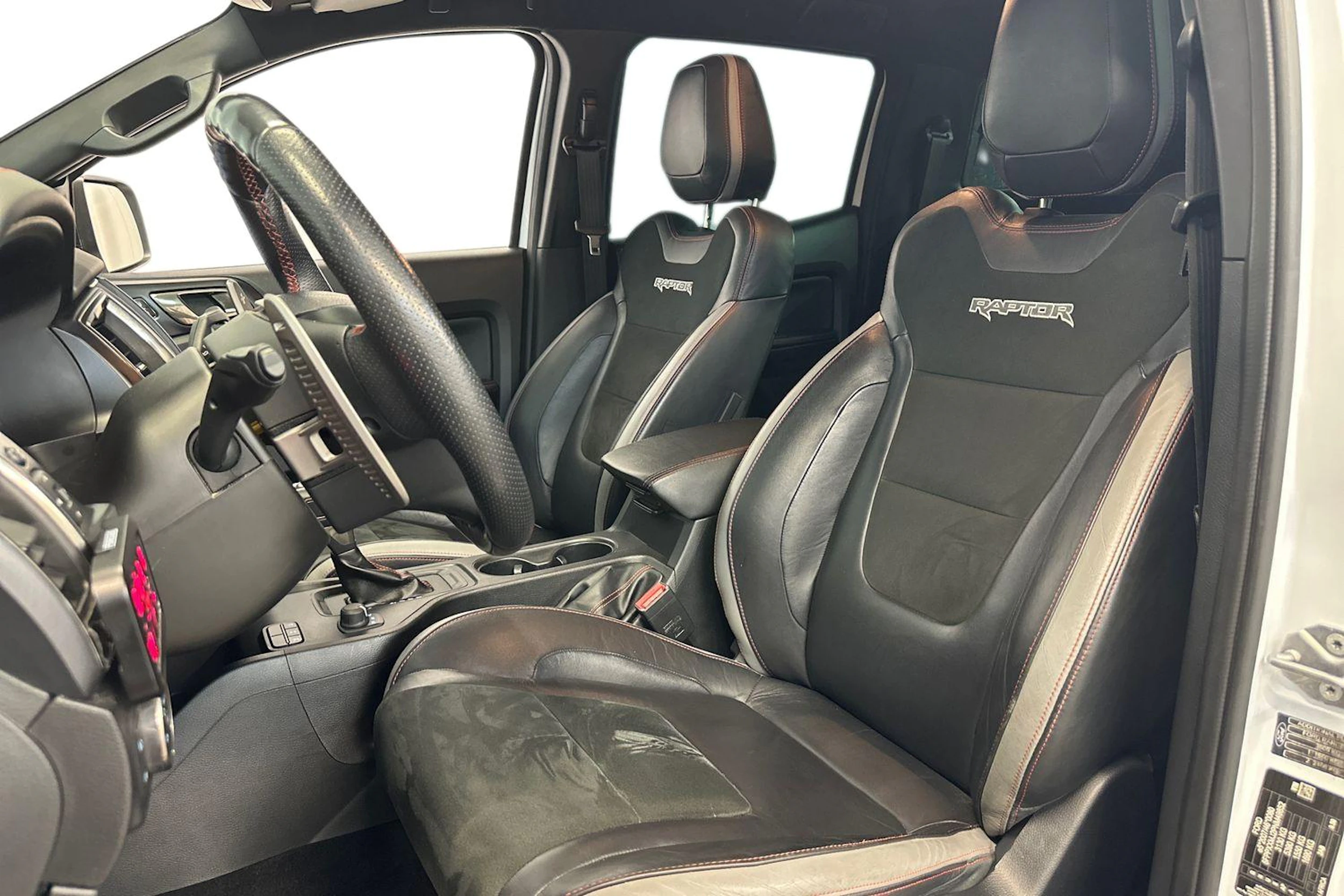 valkoinen Ford Ranger 2023 kuva 11.