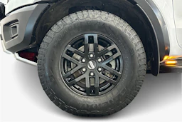 valkoinen Ford Ranger 2023 kuva 12.