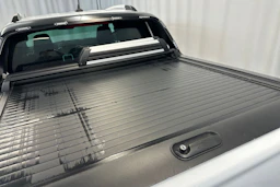 valkoinen Ford Ranger 2023 kuva 19.