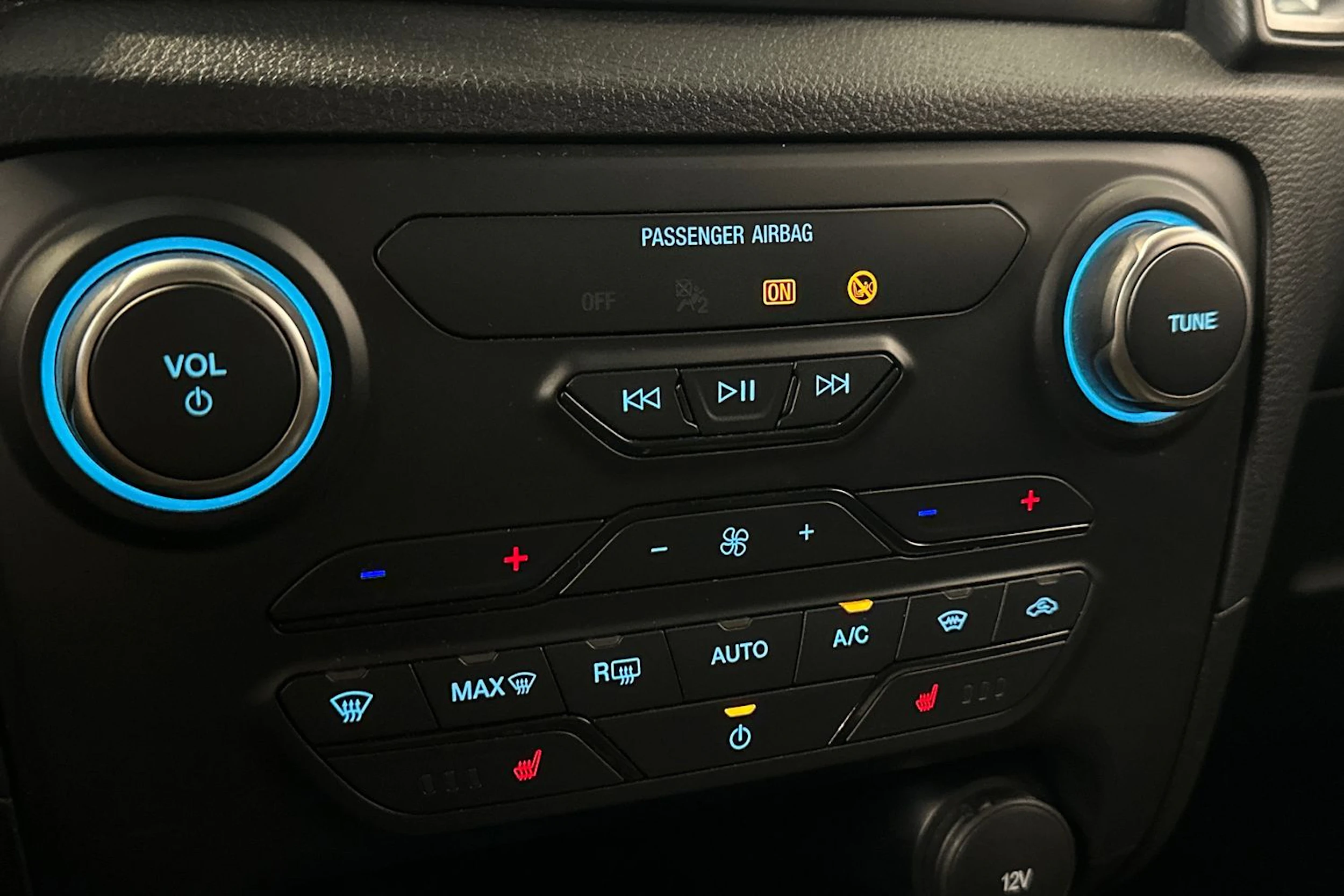 valkoinen Ford Ranger 2023 kuva 27.