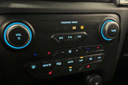 valkoinen Ford Ranger 2023 kuva 27.