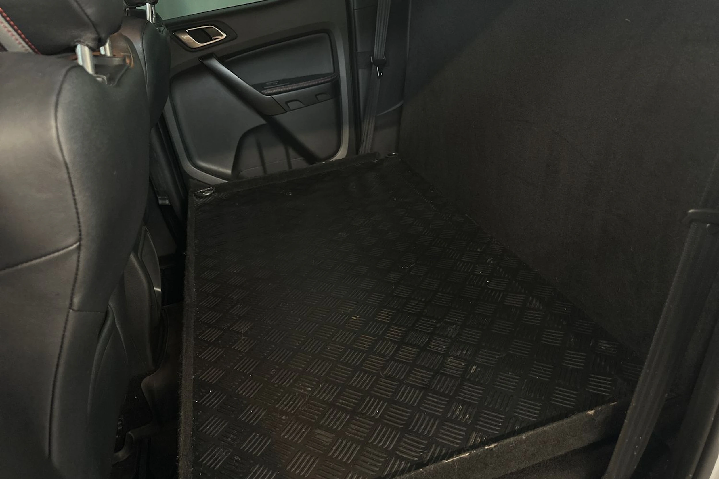valkoinen Ford Ranger 2023 kuva 35.
