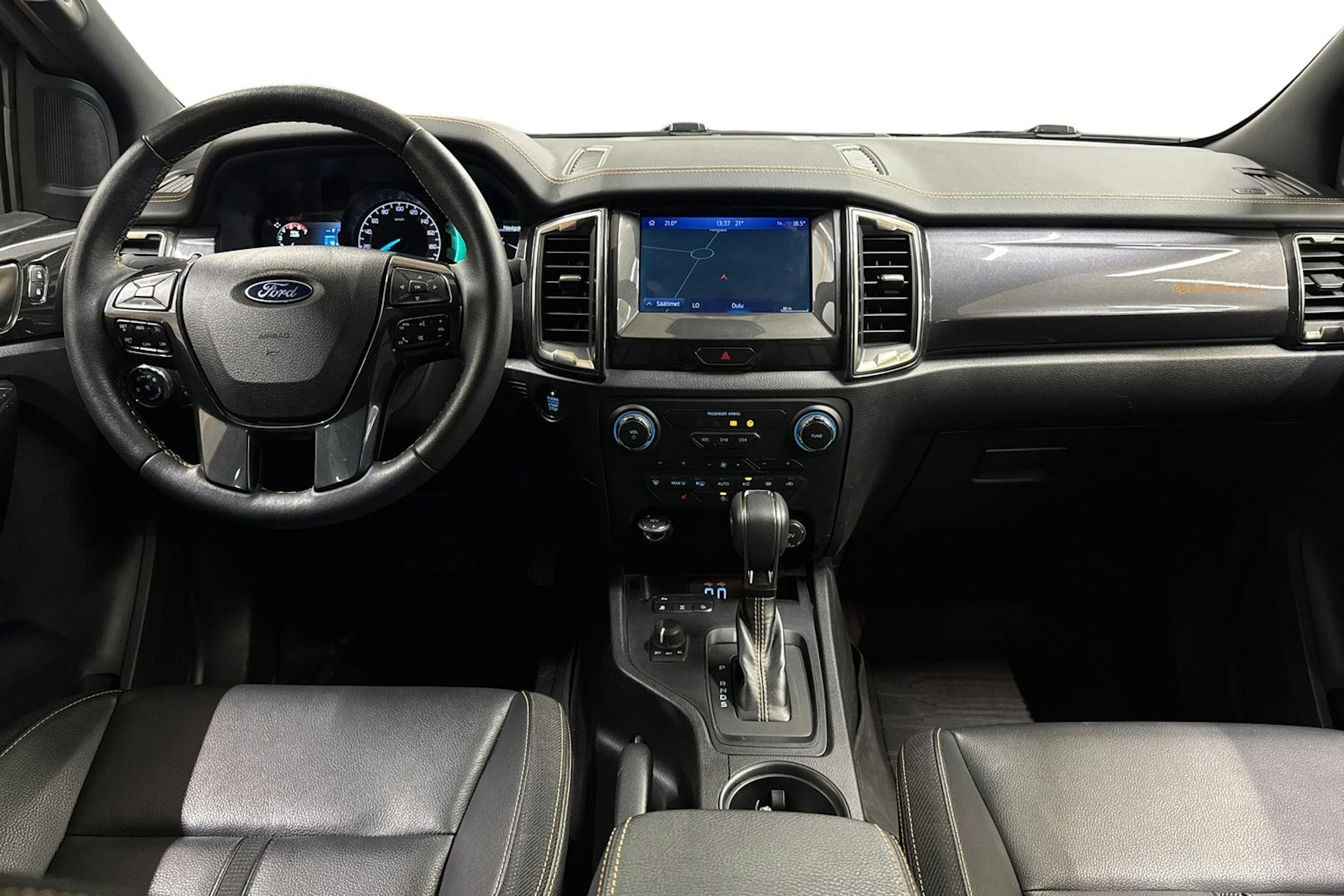 musta Ford Ranger 2022 kuva 9.