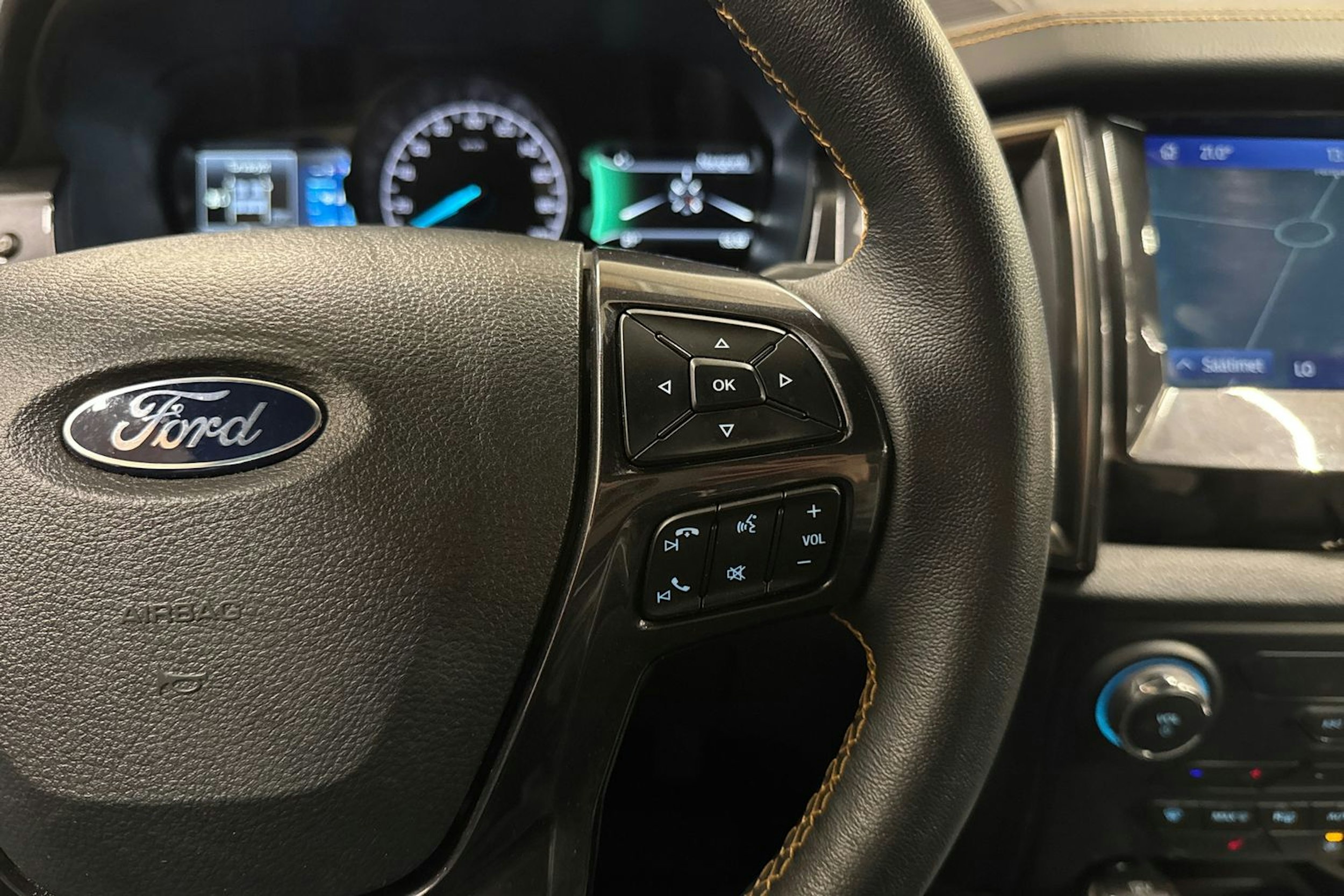 musta Ford Ranger 2022 kuva 21.