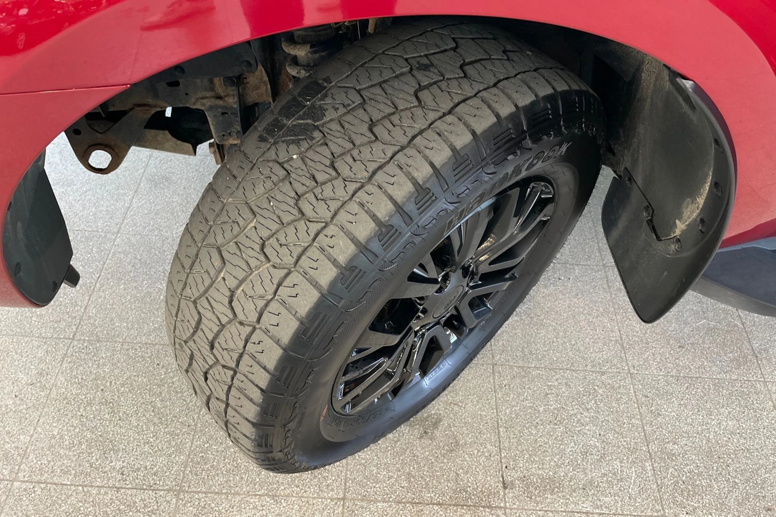 Punainen Ford RANGER 2022 kuva 13.