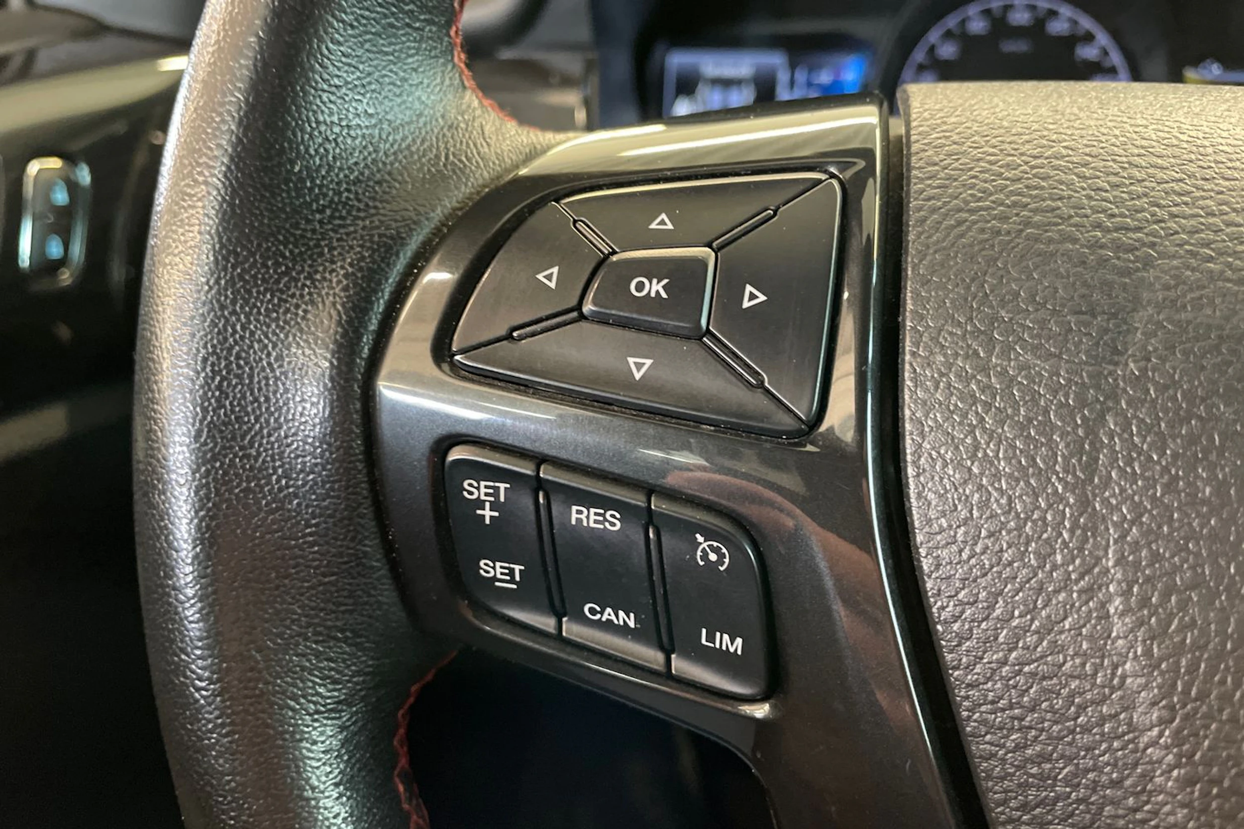 Punainen Ford RANGER 2022 kuva 17.