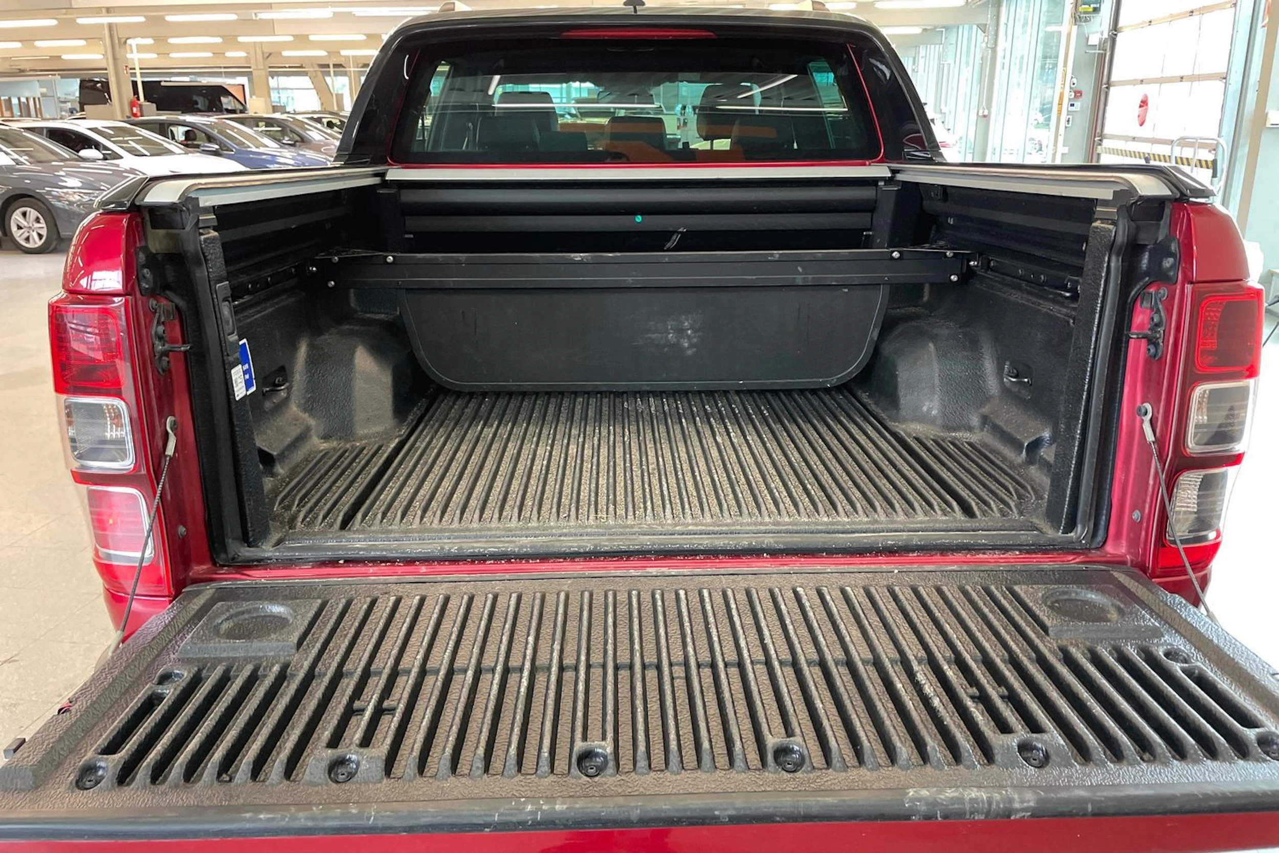 Punainen Ford RANGER 2022 kuva 25.