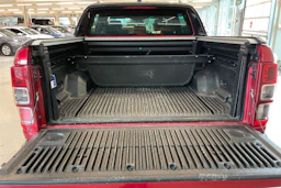 Punainen Ford RANGER 2022 kuva 25.