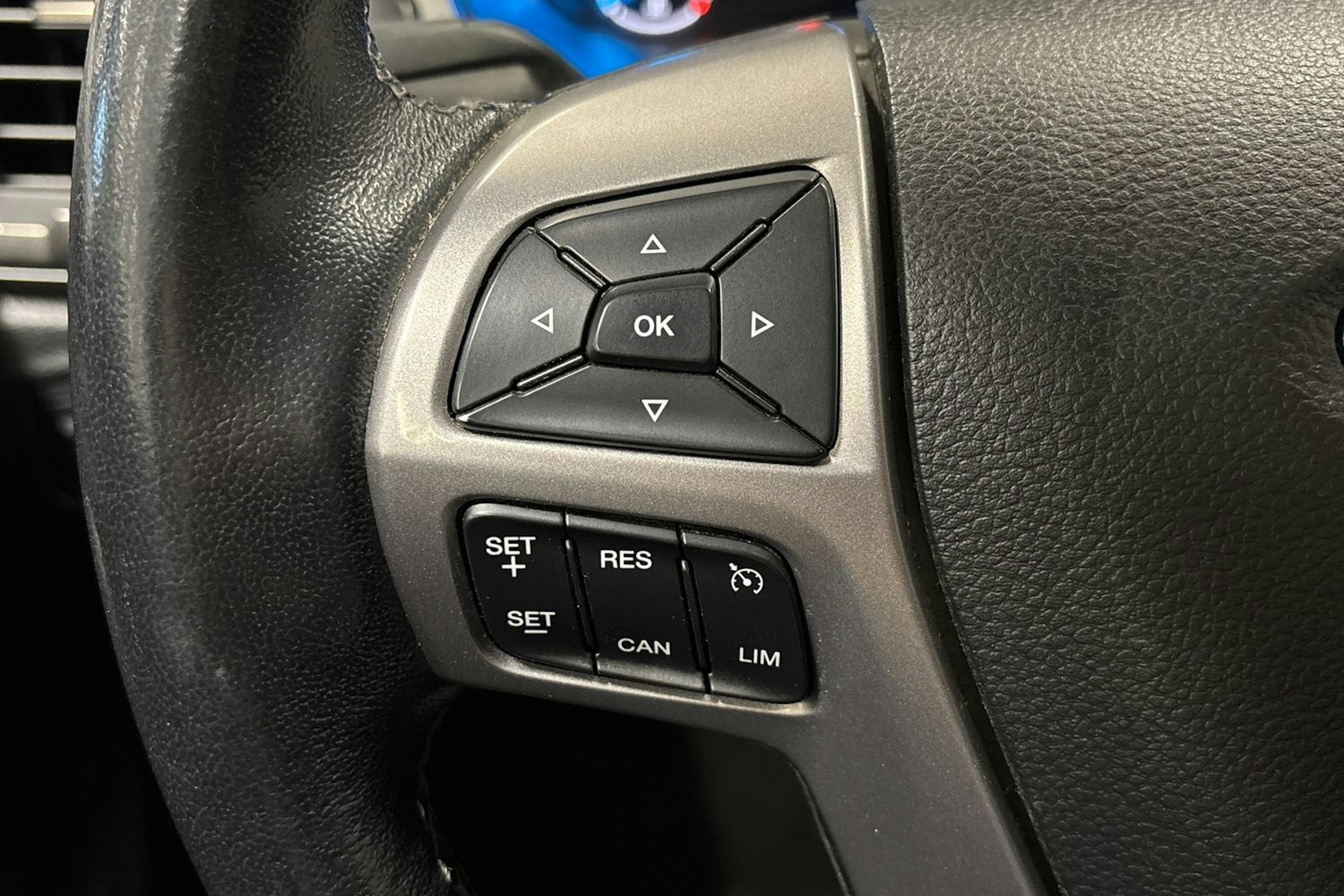 harmaa Ford Ranger 2022 kuva 15.