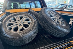 oranssi Ford Ranger 2023 kuva 4.