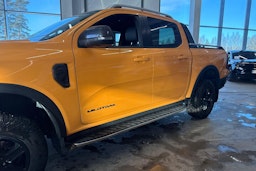 oranssi Ford Ranger 2023 kuva 9.