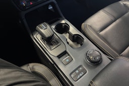 oranssi Ford Ranger 2023 kuva 18.