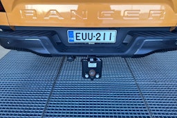 oranssi Ford Ranger 2023 kuva 22.