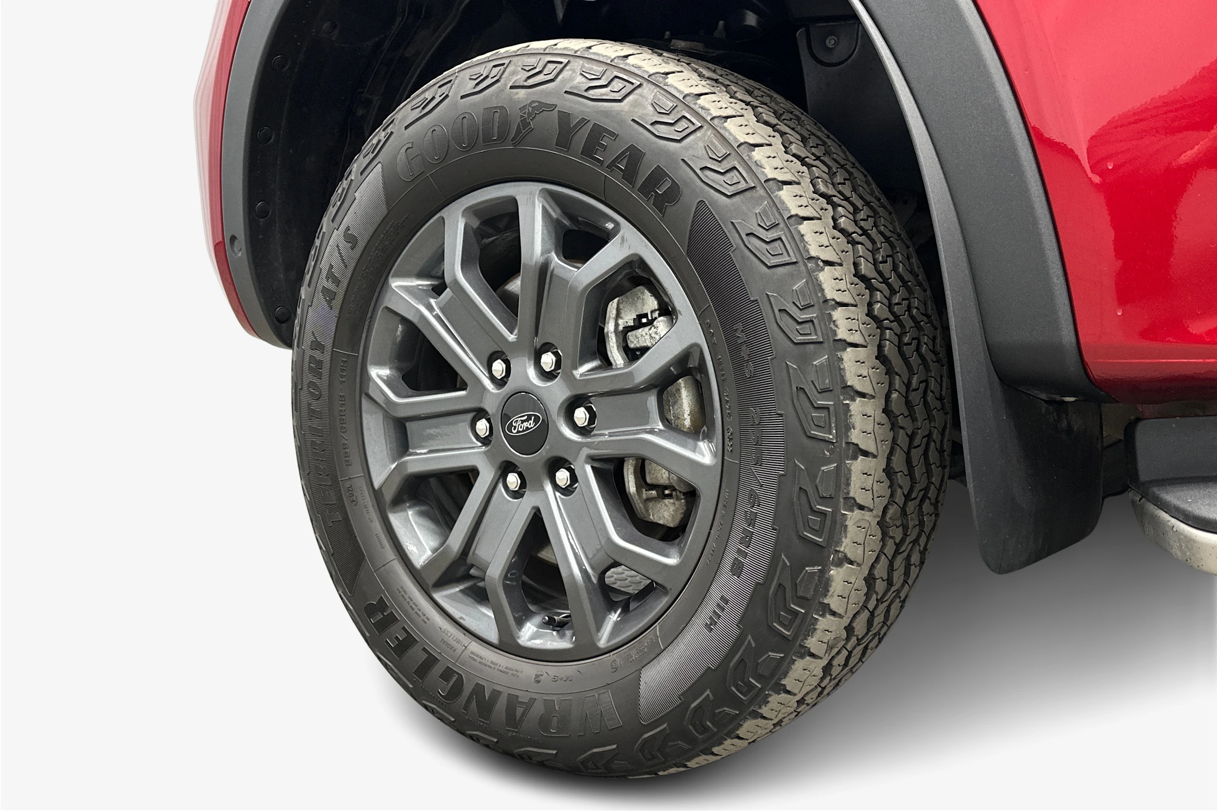 punainen Ford Ranger 2023 kuva 9.