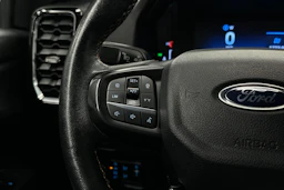 punainen Ford Ranger 2023 kuva 14.