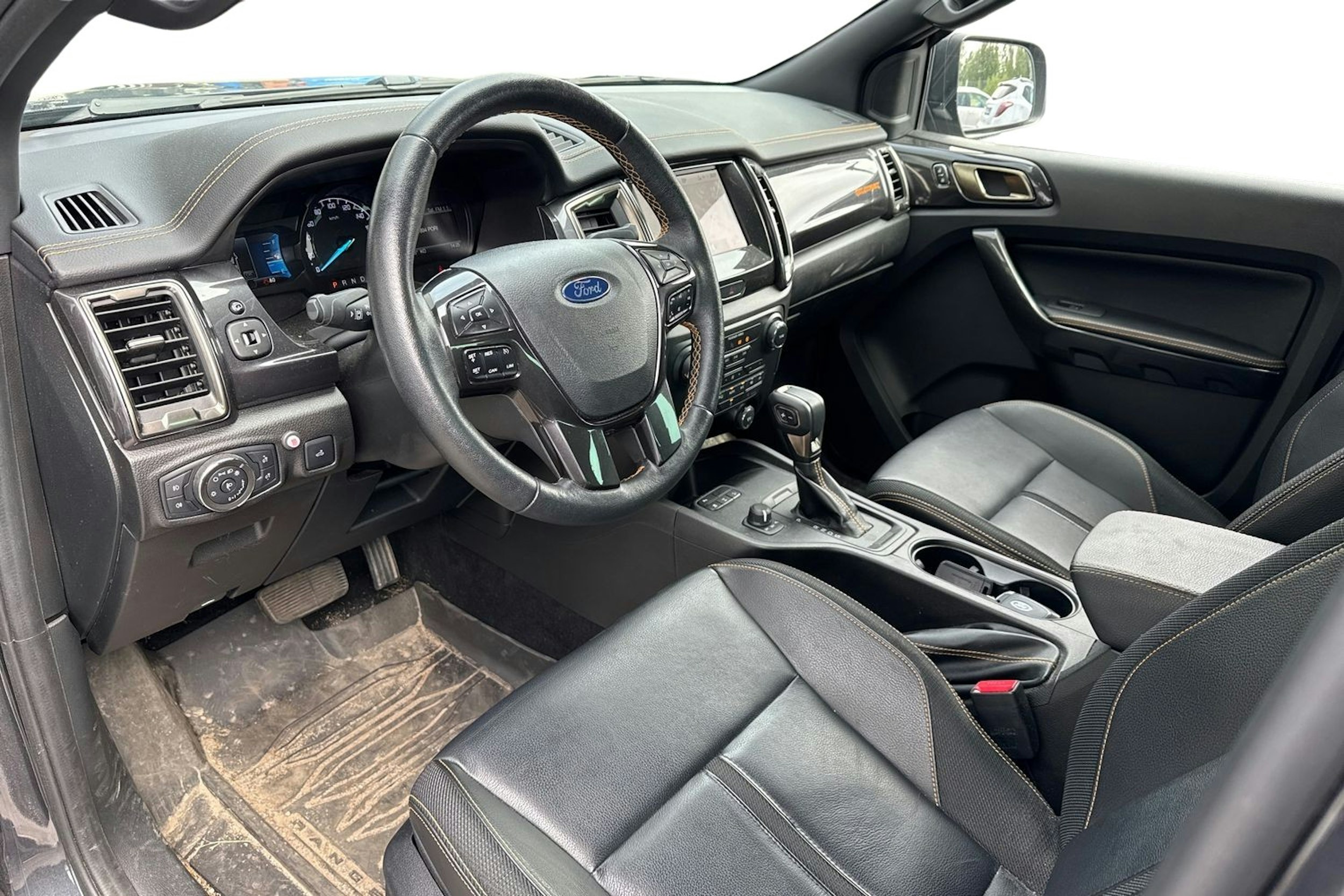 harmaa Ford Ranger 2023 kuva 3.