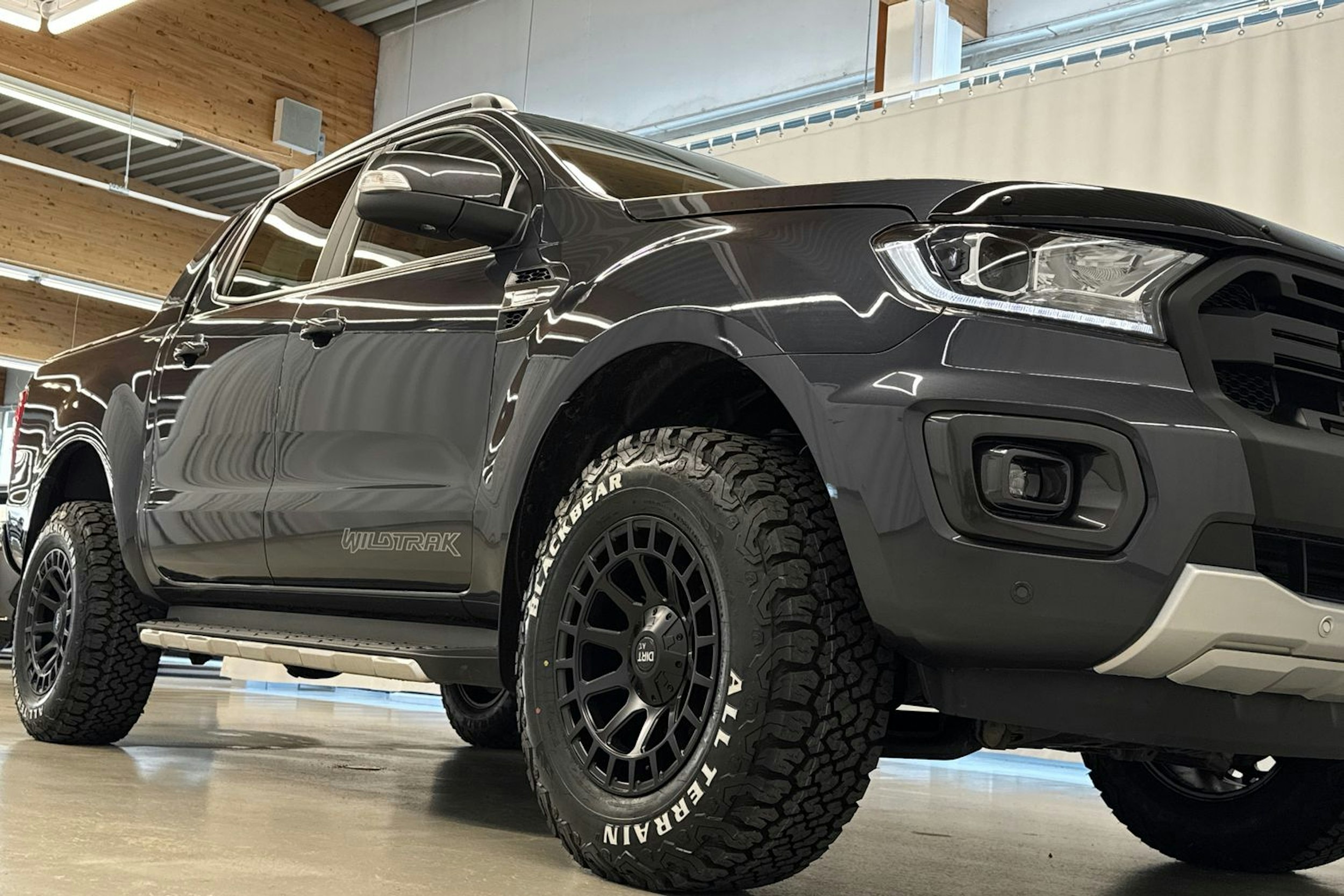 harmaa Ford Ranger 2023 kuva 30.