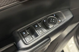valkoinen Ford Ranger 2023 kuva 21.