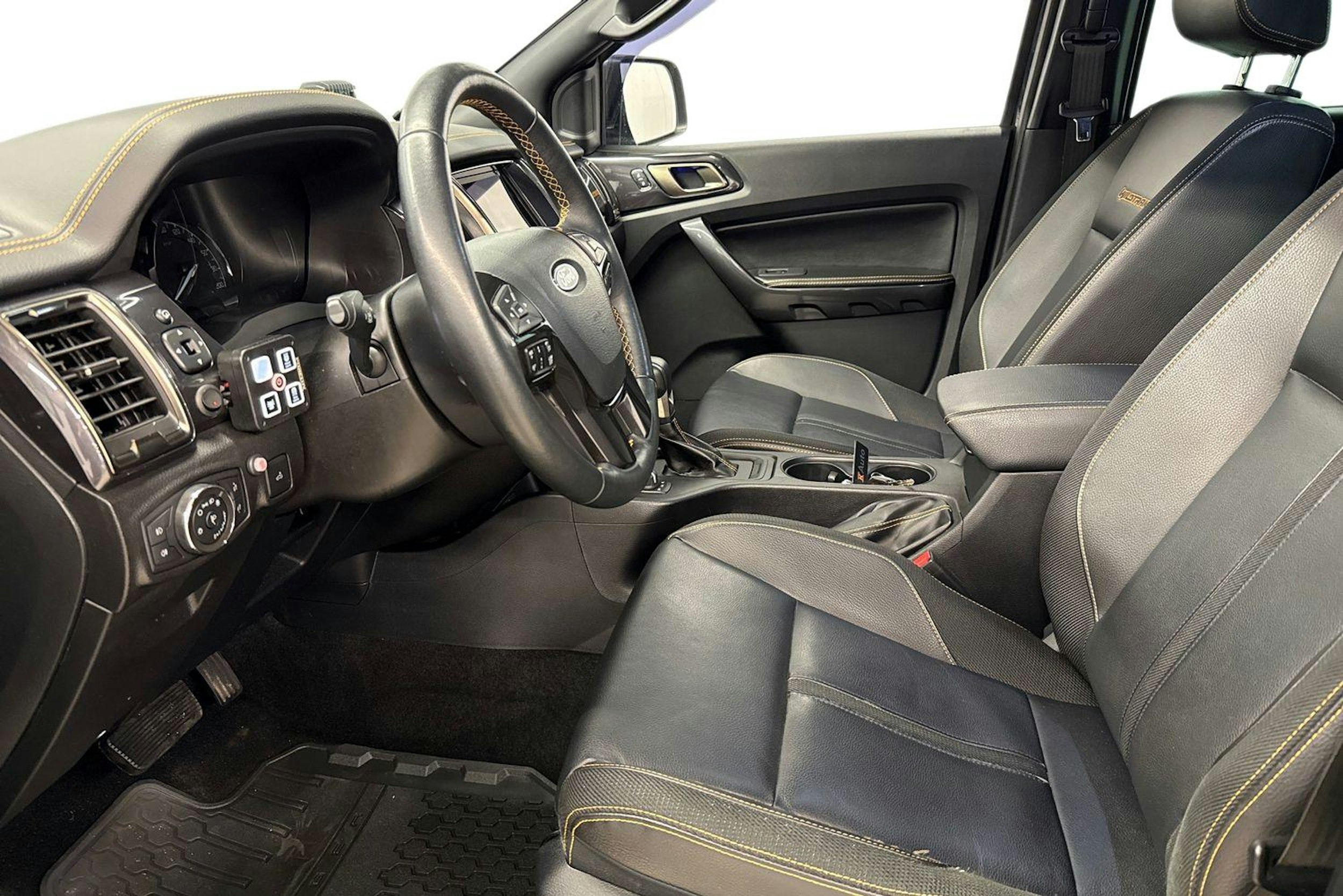 harmaa Ford Ranger 2023 kuva 8.