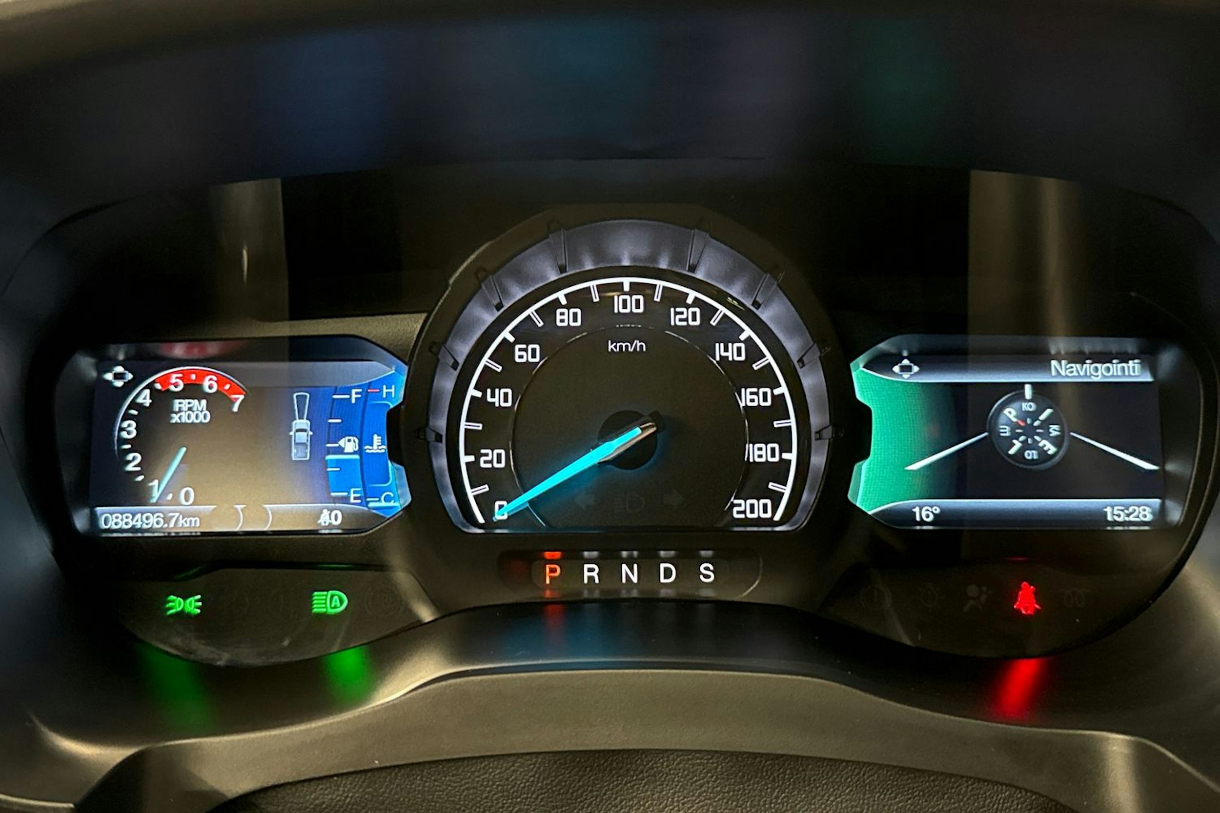 harmaa Ford Ranger 2023 kuva 18.