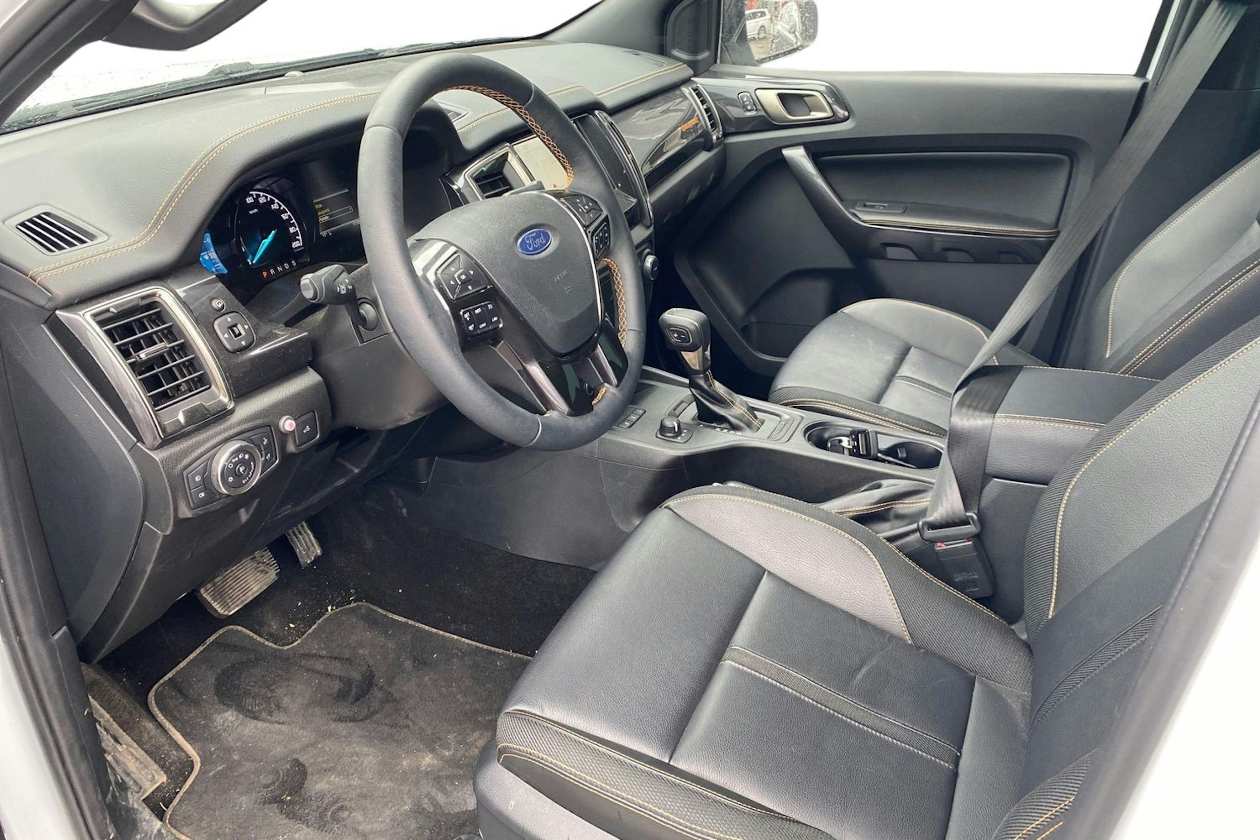 valkoinen Ford Ranger 2023 kuva 3.