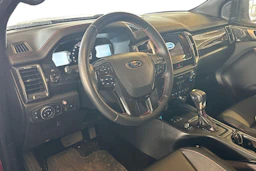 punainen Ford Ranger 2023 kuva 3.