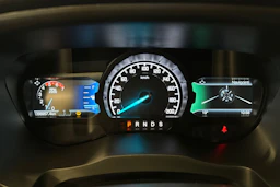 punainen Ford Ranger 2023 kuva 15.