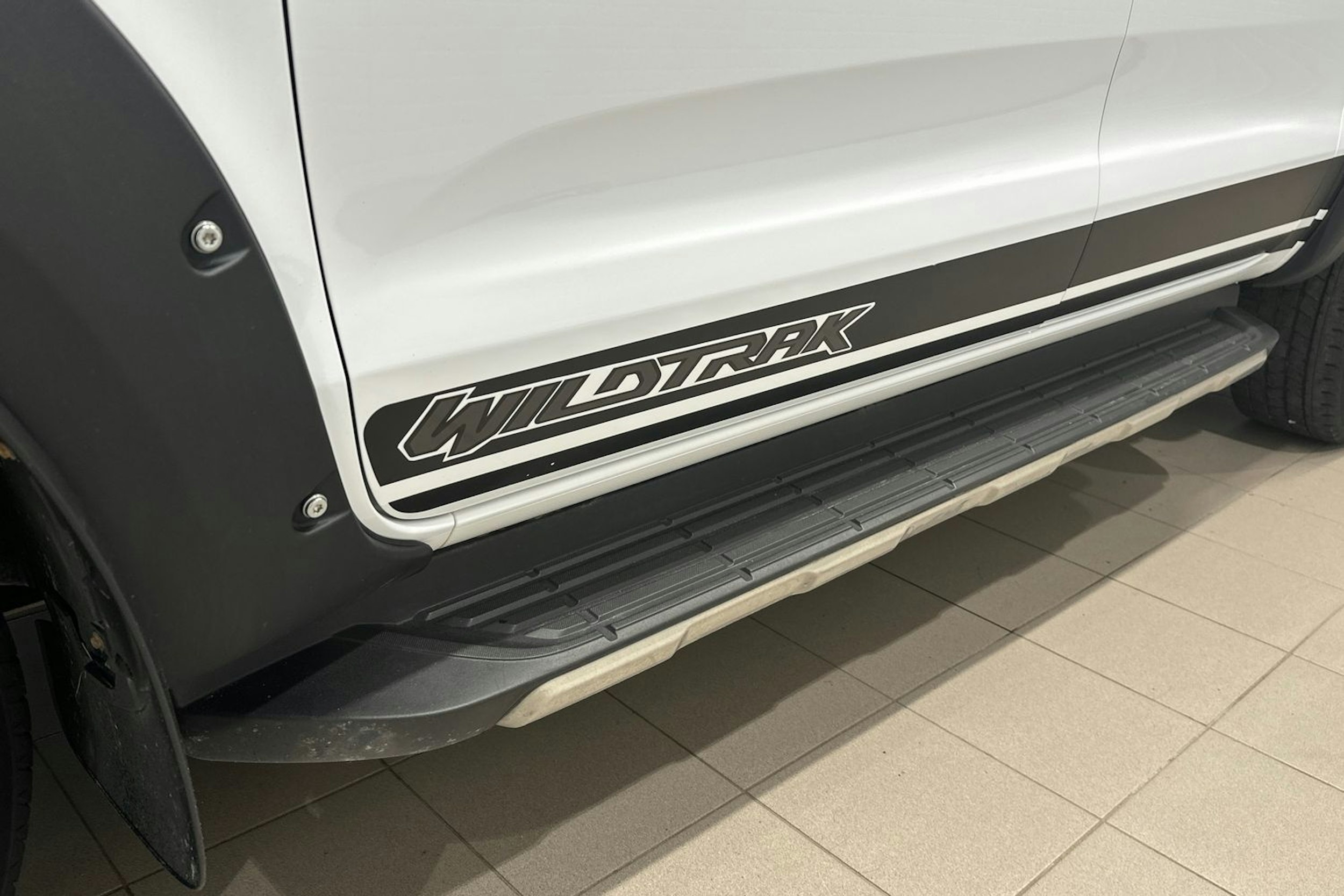 valkoinen Ford Ranger 2023 kuva 14.